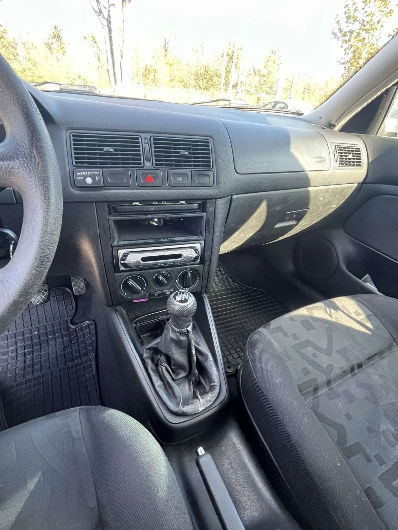 VW Golf 1.4, снимка 7 - Автомобили и джипове - 49104090