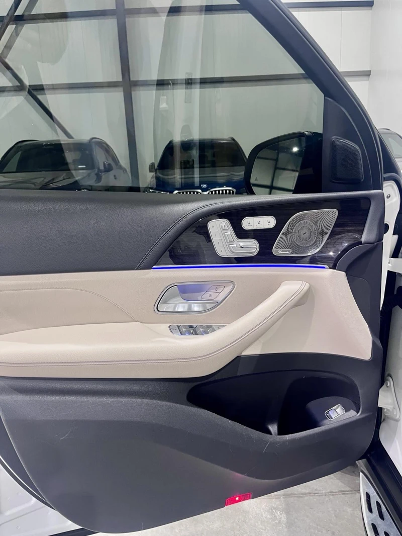 Mercedes-Benz GLS 450 4M EQ BOOST AMG Night Package 7места, снимка 14 - Автомобили и джипове - 51121614