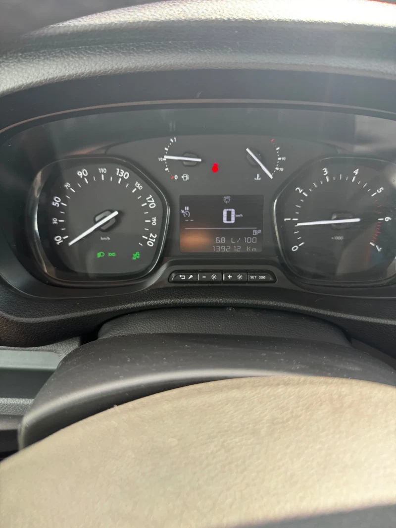 Peugeot Expert 2.0, снимка 7 - Автомобили и джипове - 52288312