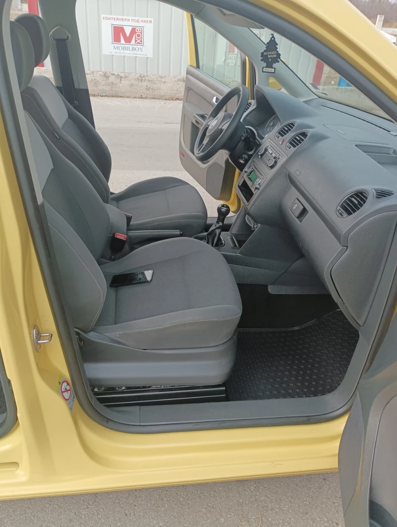 VW Caddy 1.2TSI, снимка 7 - Автомобили и джипове - 52396565