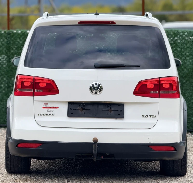 VW Touran CROSS 2.0TDi , снимка 6 - Автомобили и джипове - 51955853