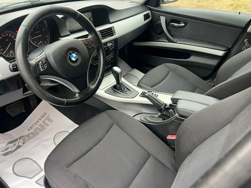 BMW 320 2.0D/AVTOMAT/NAVI, снимка 6 - Автомобили и джипове - 51996488