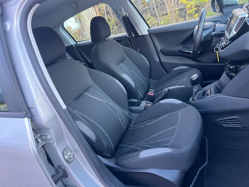 Peugeot 208 NAVI DIESEL HDI, снимка 8 - Автомобили и джипове - 52583187