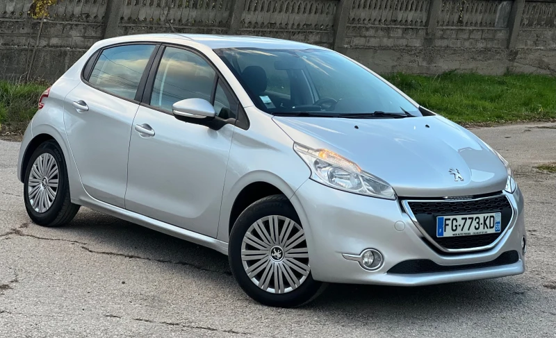 Peugeot 208 NAVI DIESEL HDI, снимка 2 - Автомобили и джипове - 52583187