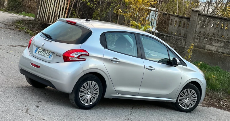 Peugeot 208 NAVI DIESEL HDI, снимка 5 - Автомобили и джипове - 52583187