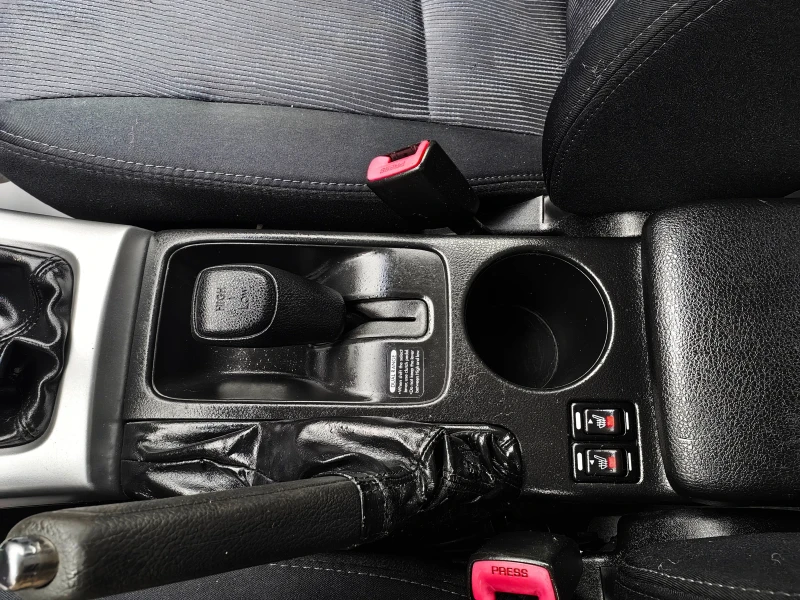 Subaru Forester 2.0!!ШВЕЙЦАРИЯ!РЪЧКА!УНИКАТ!4Х4!, снимка 16 - Автомобили и джипове - 52885501