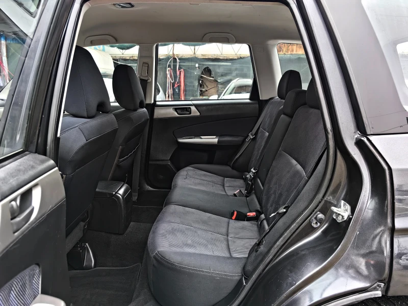 Subaru Forester 2.0!!ШВЕЙЦАРИЯ!РЪЧКА!УНИКАТ!4Х4!, снимка 10 - Автомобили и джипове - 52885501