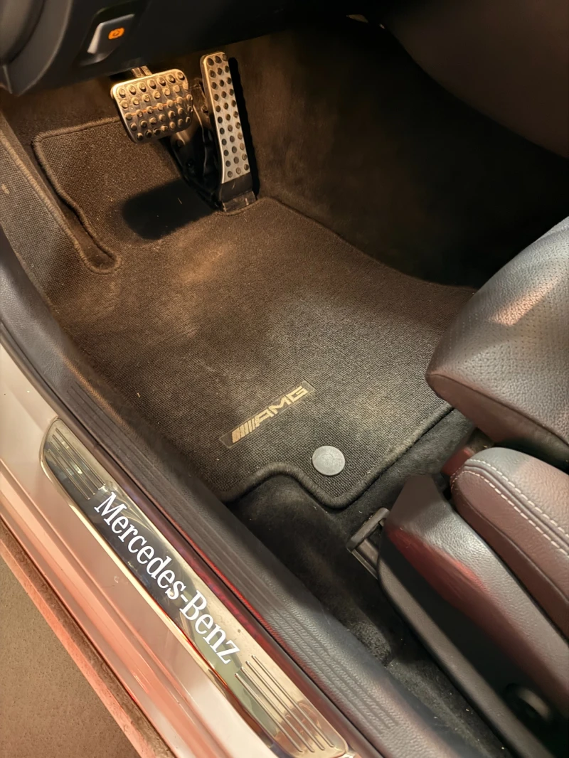 Mercedes-Benz C 400 AMG, снимка 15 - Автомобили и джипове - 52891433