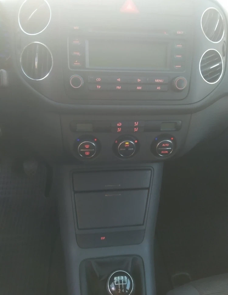 VW Golf Plus 1.9 TDI 105 кс, снимка 4 - Автомобили и джипове - 47950331