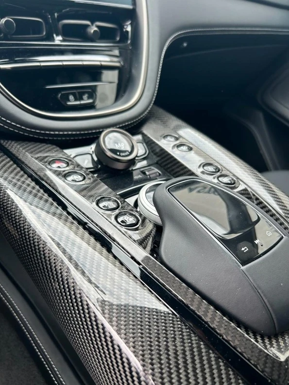 Aston Martin DBX 707 = Carbon = Гаранция - изображение 8