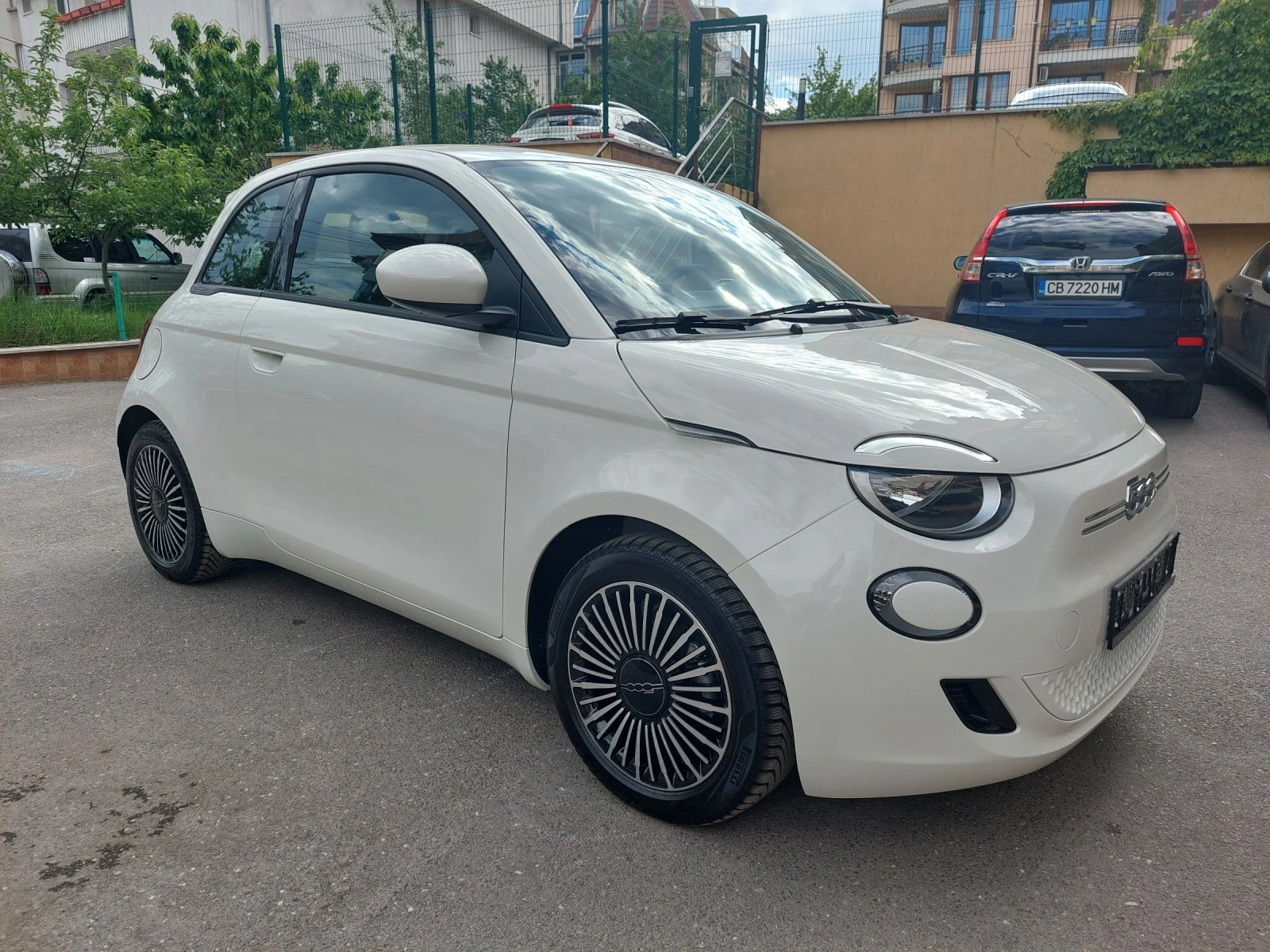 Fiat 500 В Гаранция !  Внос от Швейцария  - изображение 3