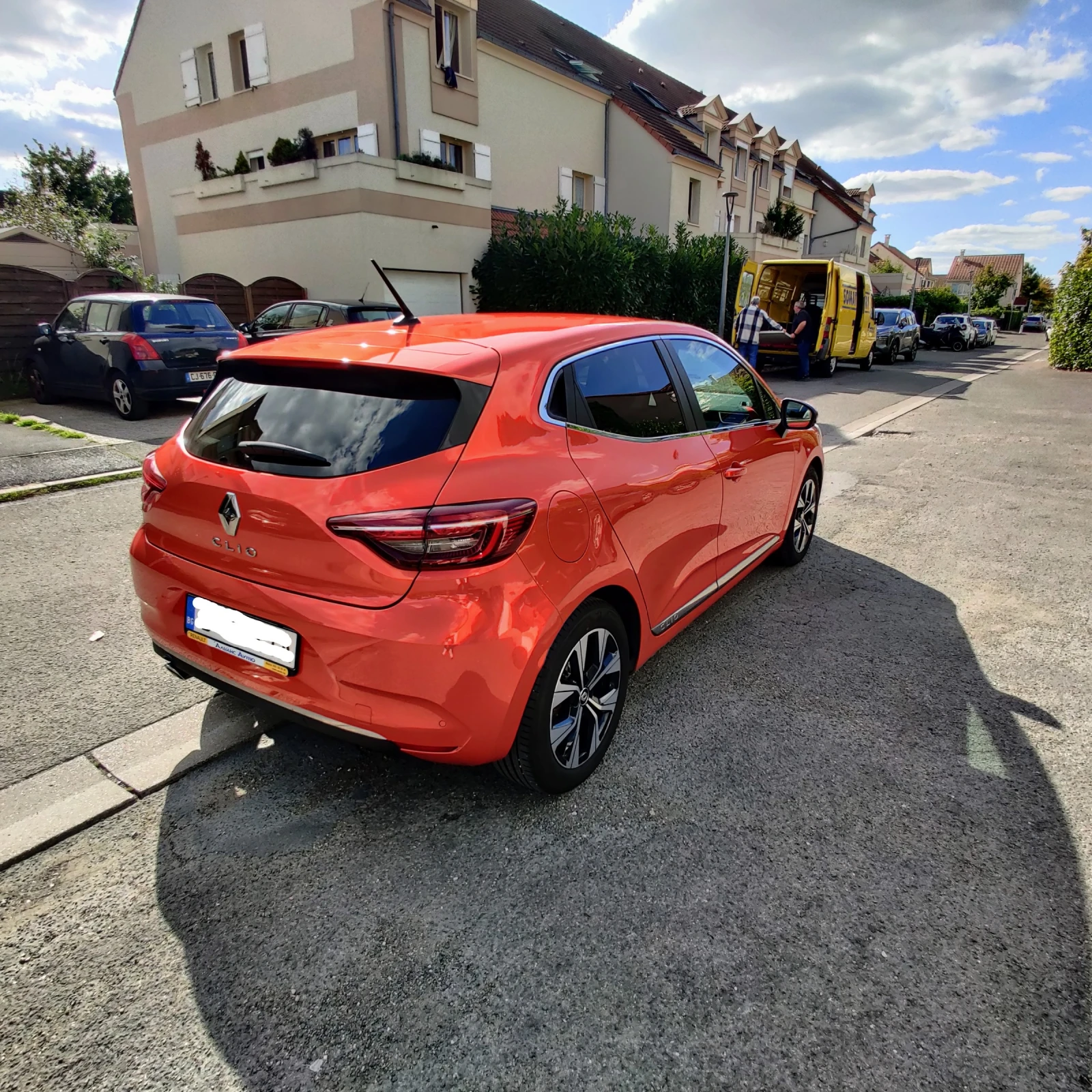 Renault Clio Intens - изображение 6