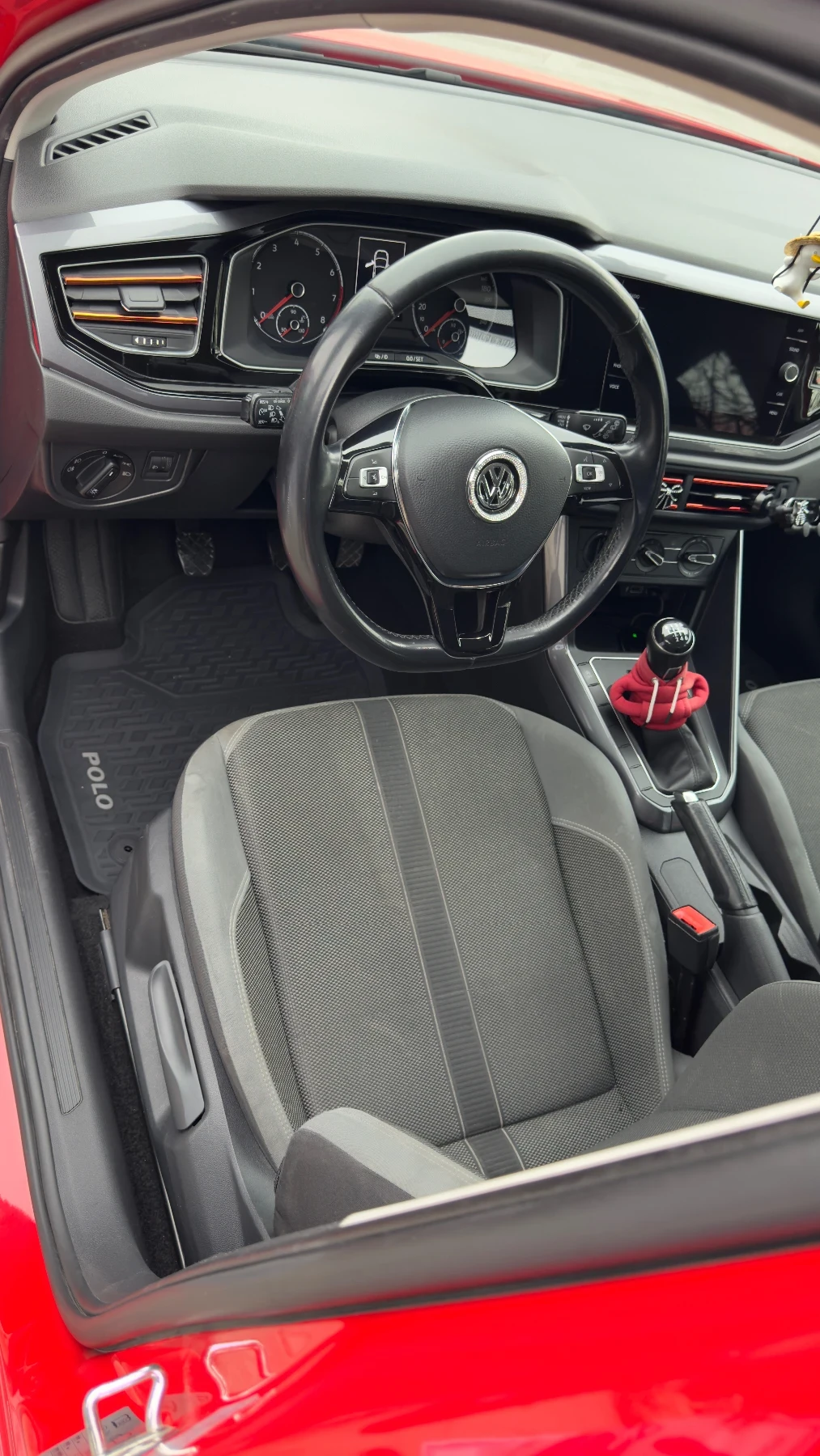 VW Polo  - изображение 9