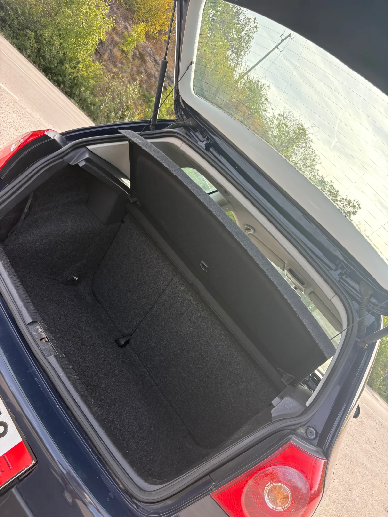 VW Golf 1, 6i(стария мотор) 102к.с, НОВ ВНОС-Германия | Mobile.bg — изображение 12