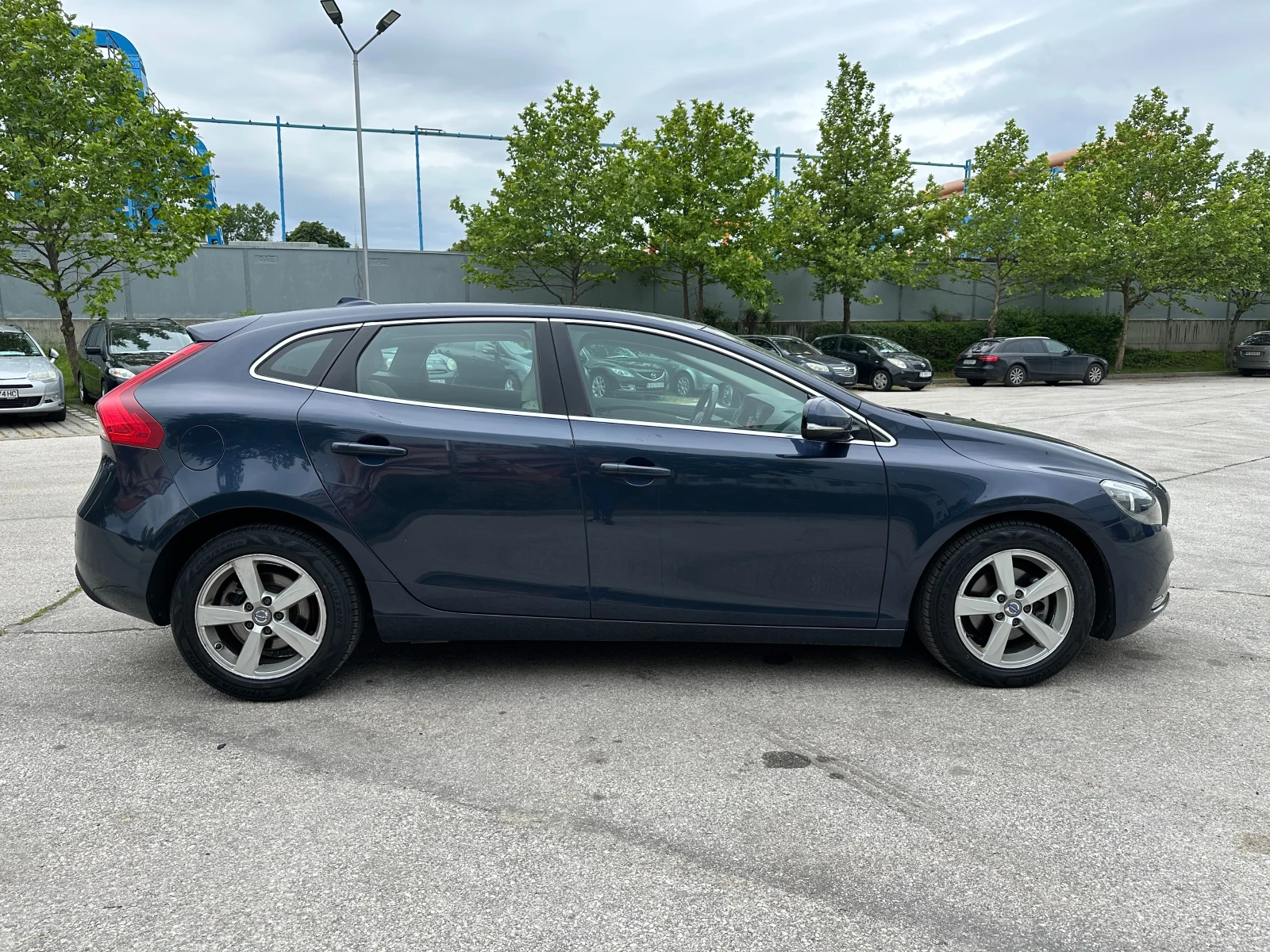 Volvo V40 1.6d 114 к.с. - изображение 5