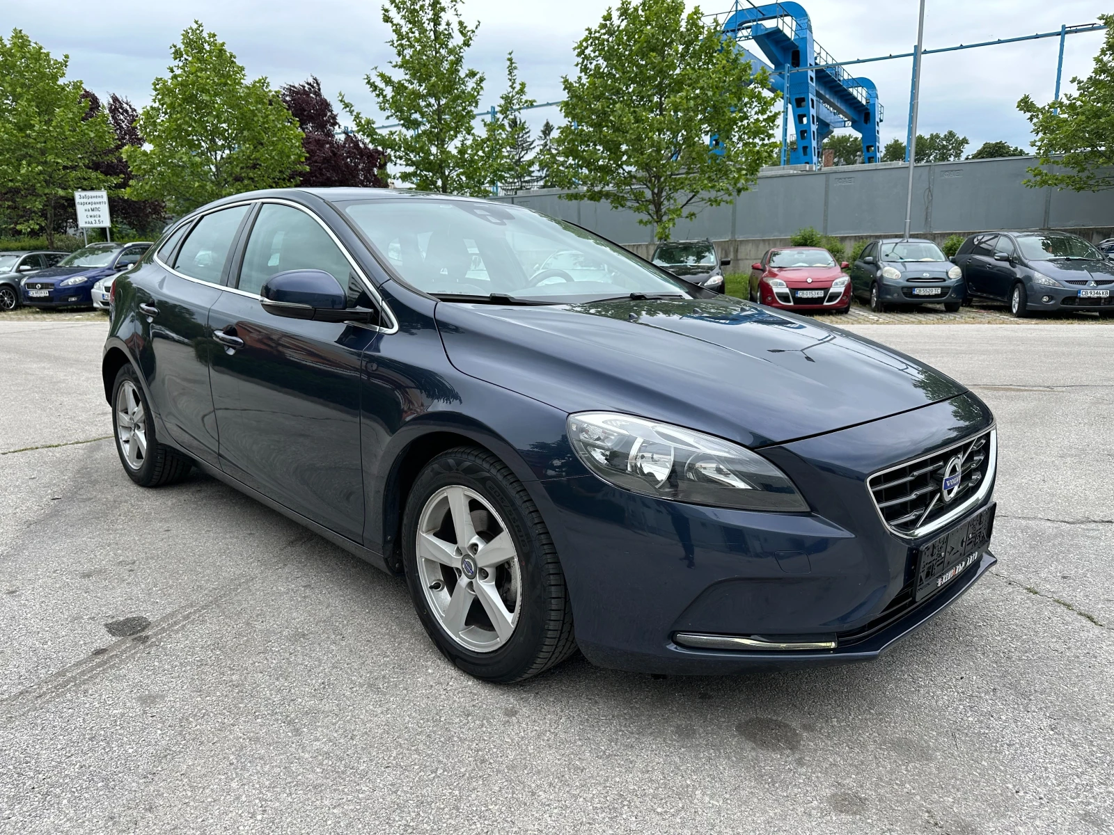 Volvo V40 1.6d 114 к.с. - изображение 6