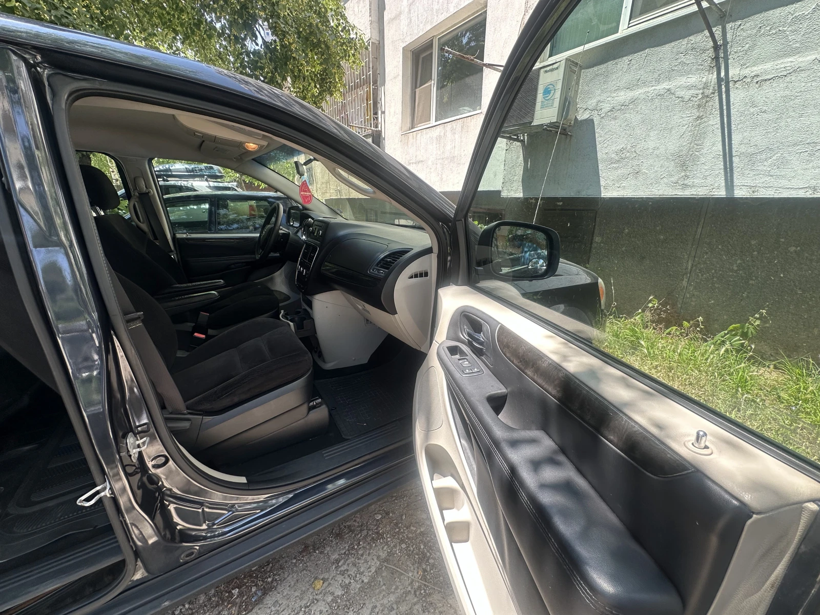 Dodge Caravan 3, 6 Grand Газ - изображение 10