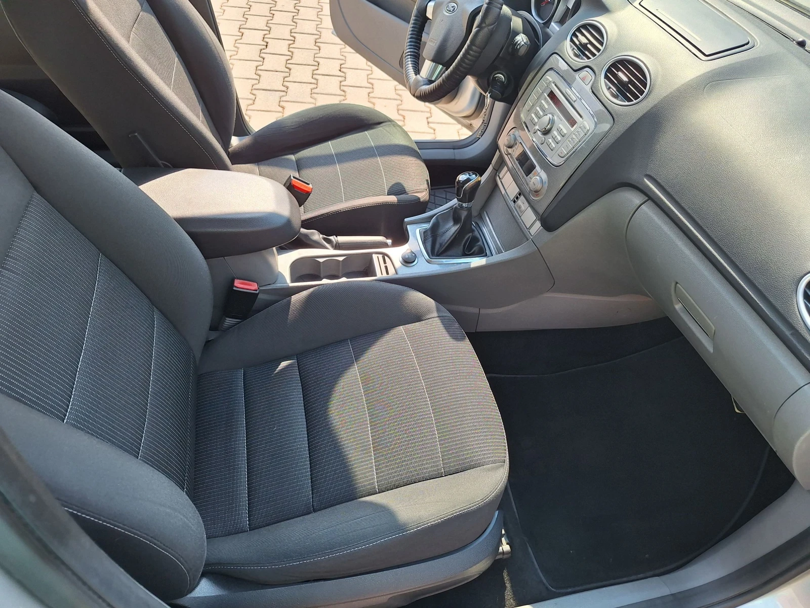 Ford Focus Комби - изображение 10
