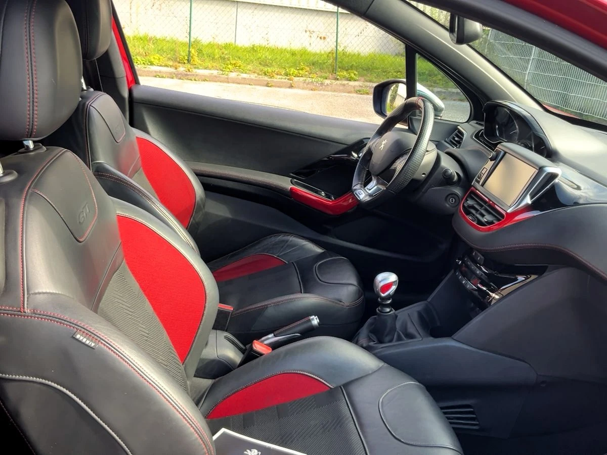 Peugeot 208 1.6 THP GTi 200 кс. - изображение 6