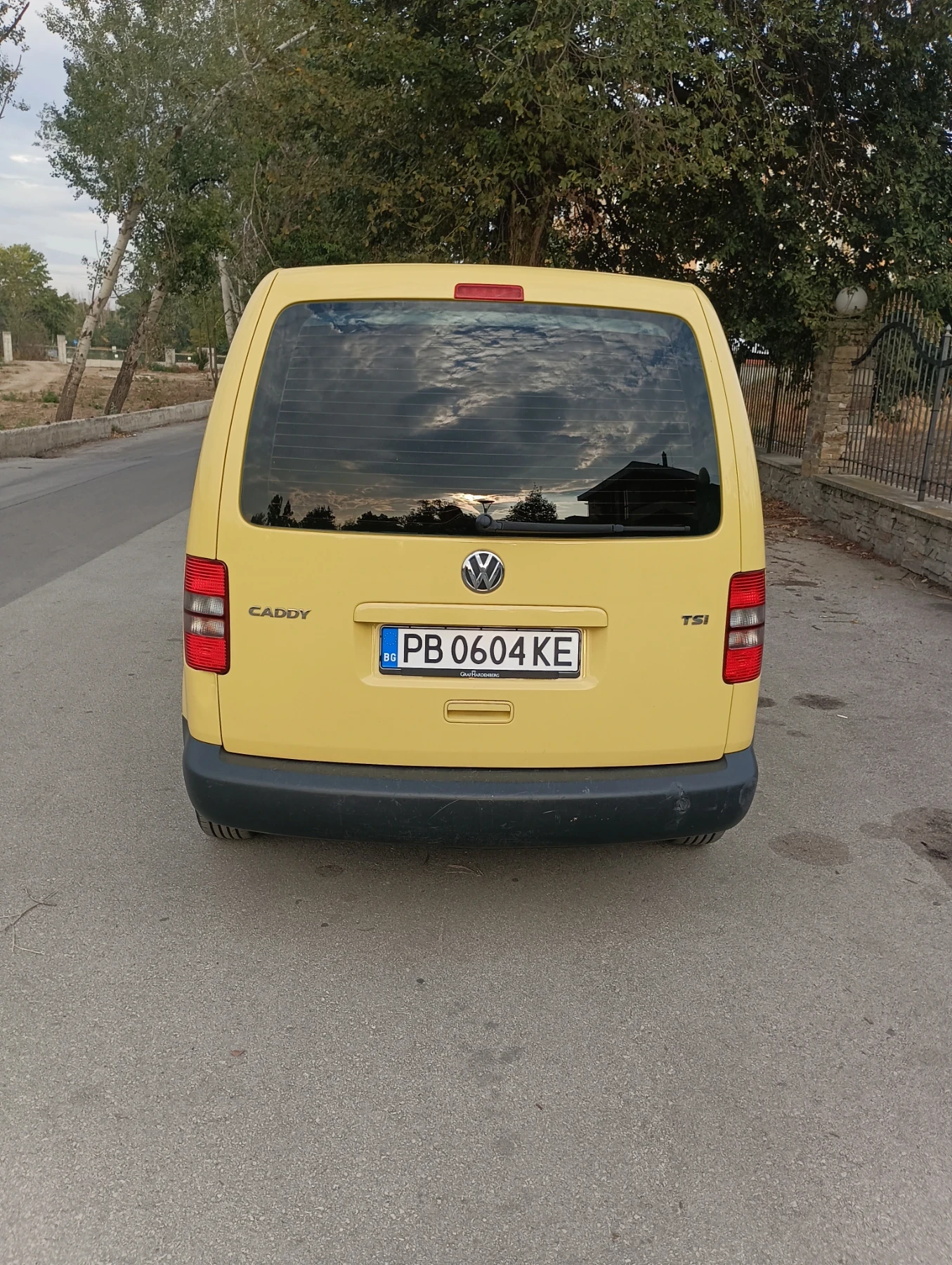 VW Caddy 1.2TSI | Mobile.bg — изображение 3
