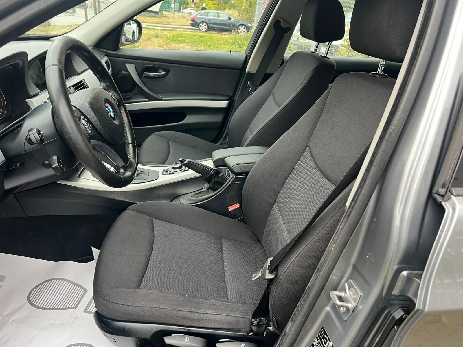 BMW 320 2.0D/AVTOMAT/NAVI - изображение 7