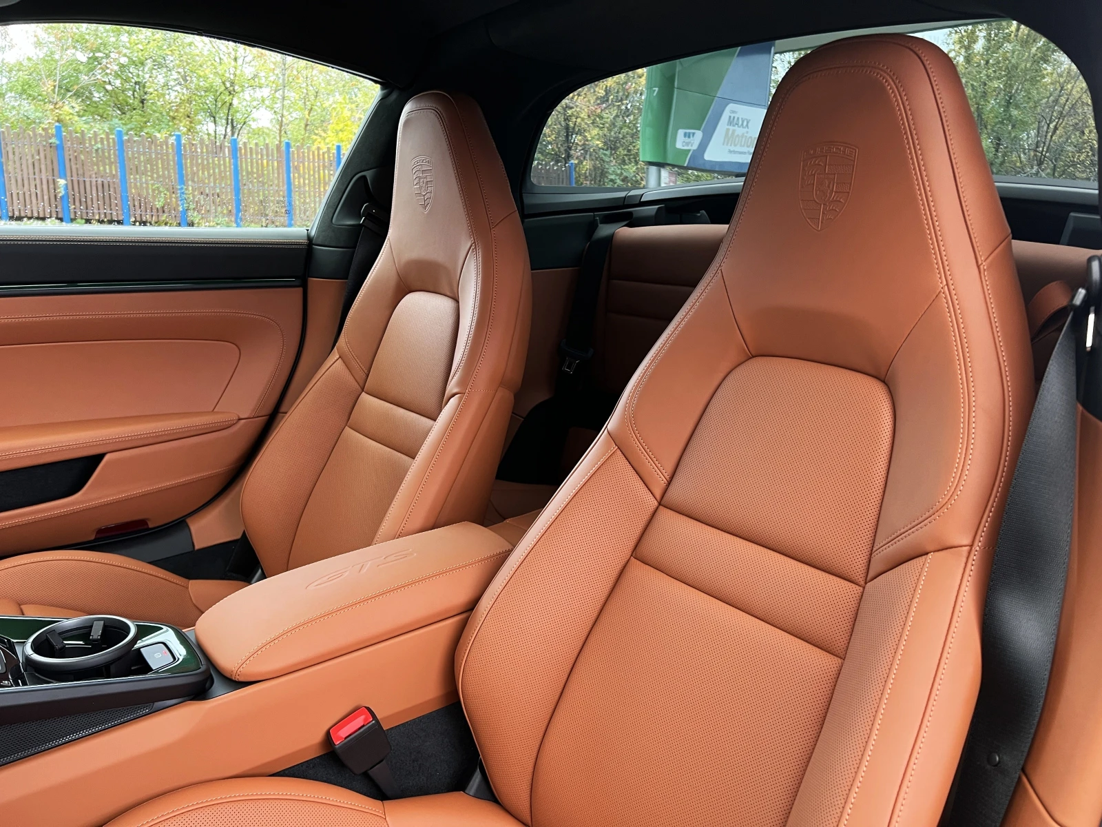 Porsche 911 992.2 TARGA 4 GTS/CARBON DESIGN/BOSE/MATRIX/LIFT/  | Mobile.bg   11