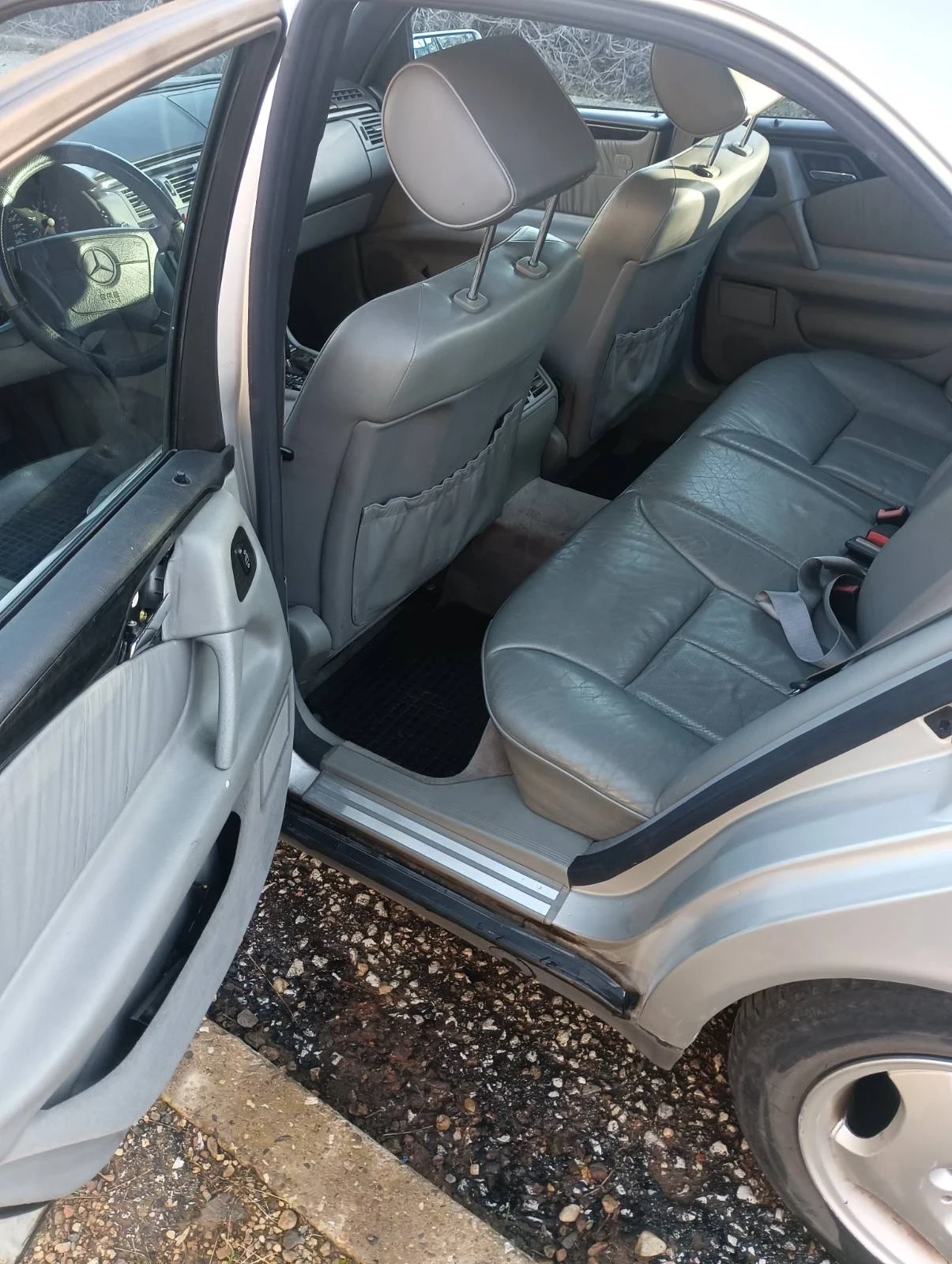 Mercedes-Benz E 320 4MATIC | Mobile.bg � ����������� 12