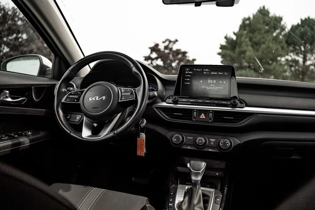 Kia Forte *  *    *   *  | Mobile.bg   7