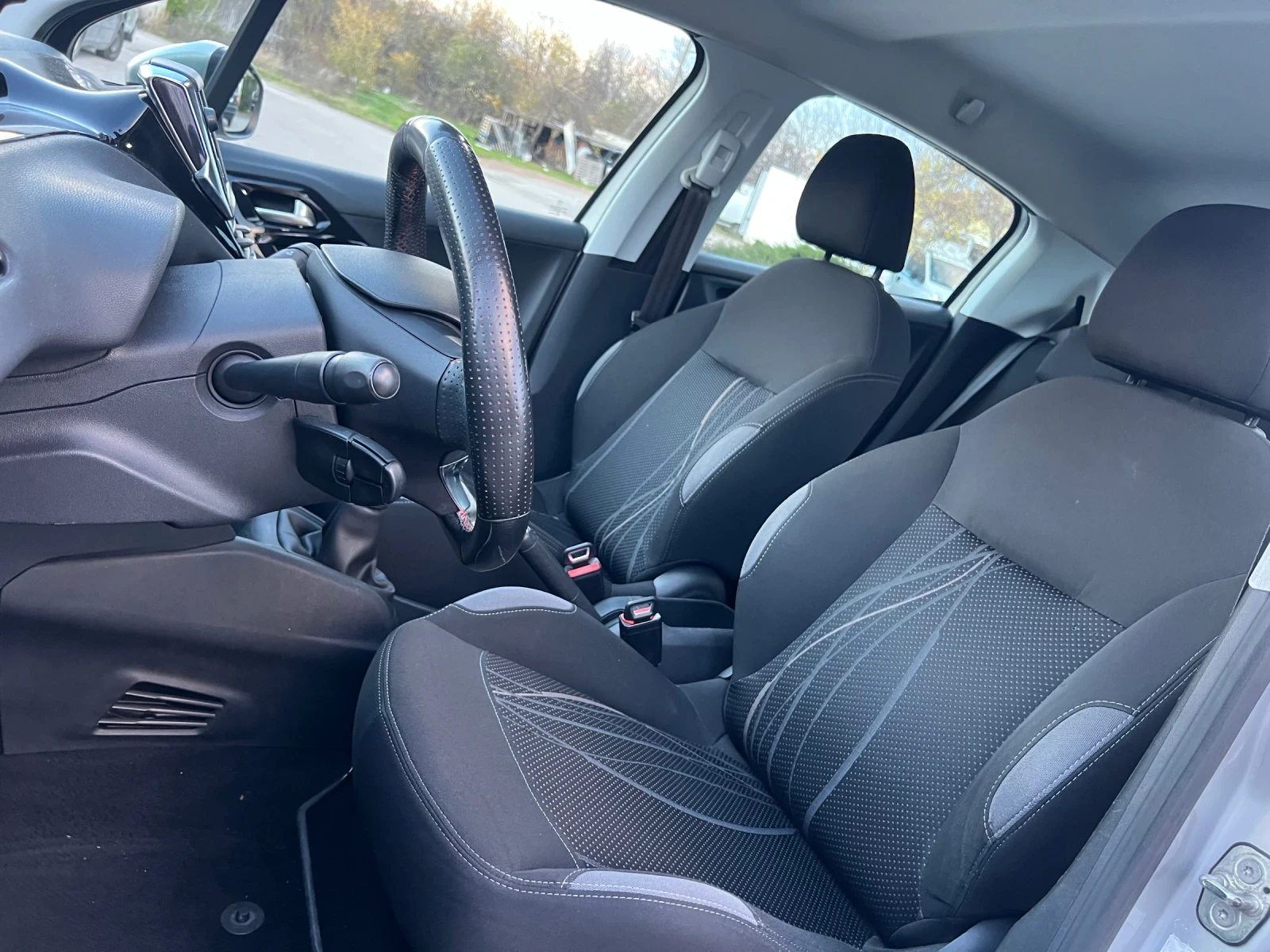 Peugeot 208 NAVI DIESEL HDI - изображение 10