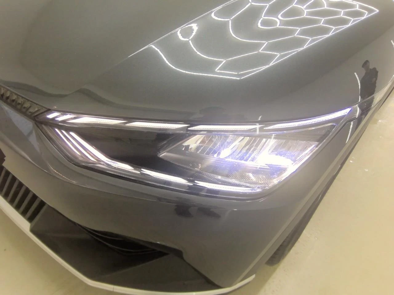 Kia EV6, снимка 12 - Автомобили и джипове - 53973932