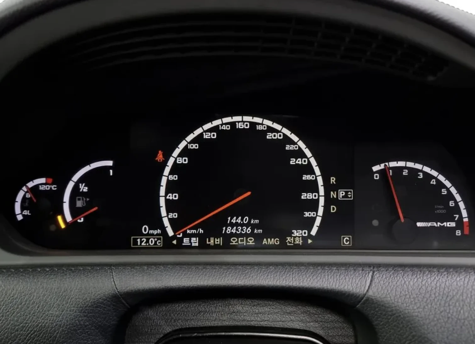 Mercedes-Benz CL 63 AMG ОБДУХВАНЕ/КАМЕРИ/ПОДГРЕВ/FULL, снимка 8 - Автомобили и джипове - 54122038