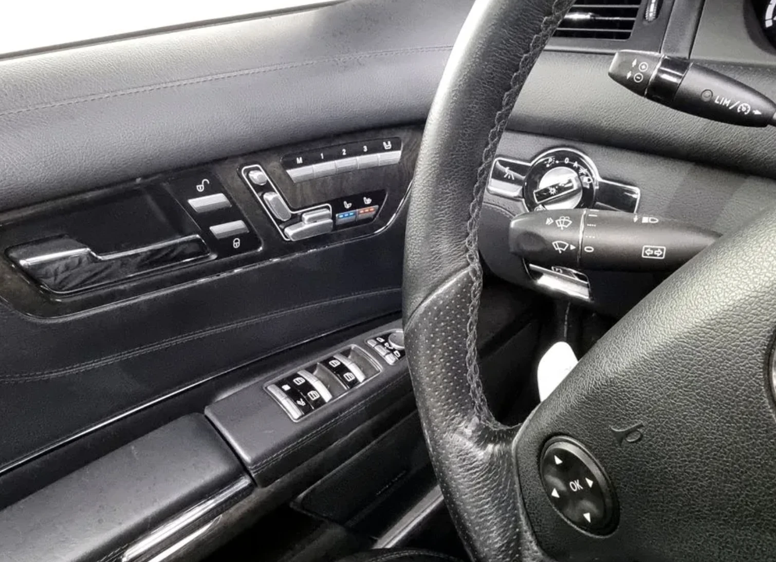 Mercedes-Benz CL 63 AMG ОБДУХВАНЕ/КАМЕРИ/ПОДГРЕВ/FULL, снимка 15 - Автомобили и джипове - 54122038