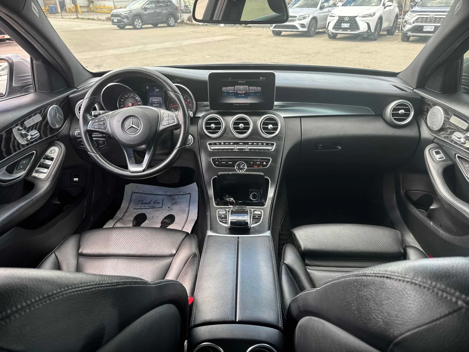 Mercedes-Benz C 400 AWd * АвтоКредит* (ЦЕНА ДО БГ), снимка 6 - Автомобили и джипове - 54542134