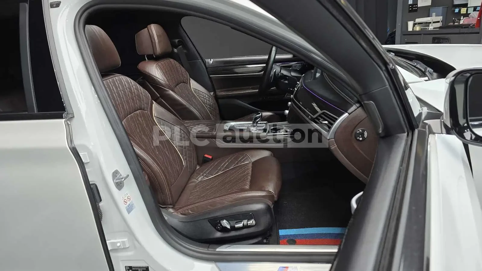 BMW 730 HEAD-UP * ОДБУХВАНЕ * H/K * PANO * 360, снимка 12 - Автомобили и джипове - 54554965