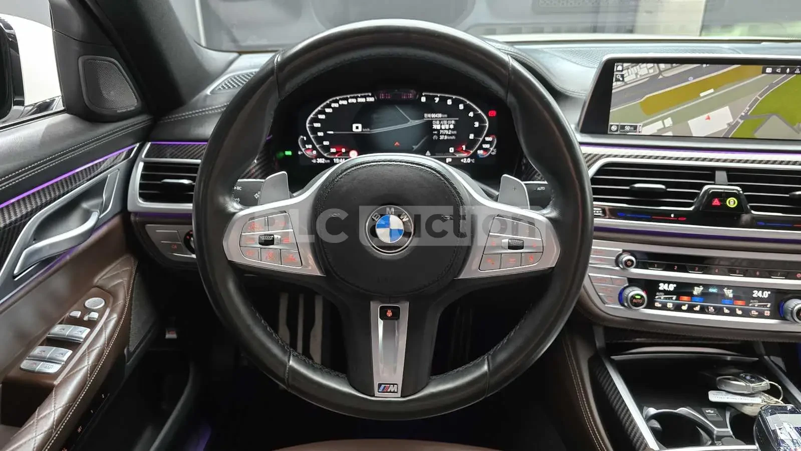 BMW 730 HEAD-UP * ОДБУХВАНЕ * H/K * PANO * 360, снимка 13 - Автомобили и джипове - 54554965