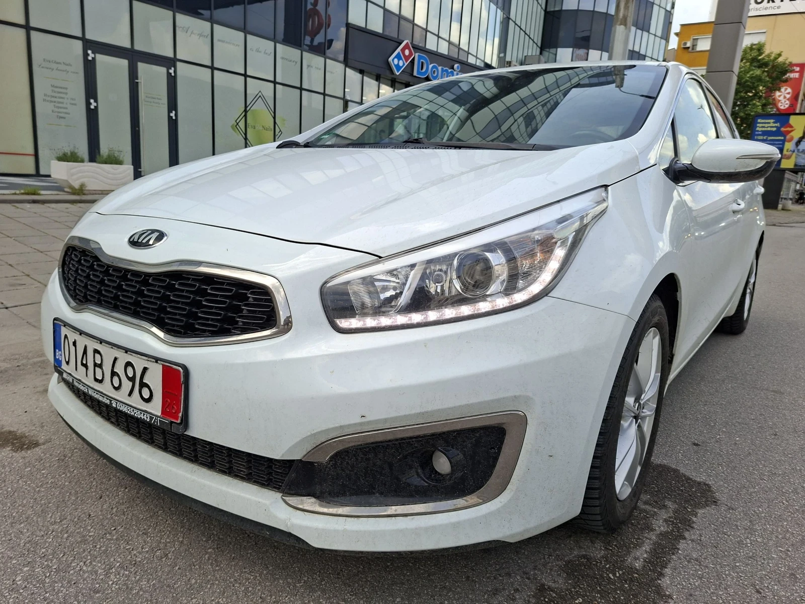 Kia Ceed 2017/FULL/НАВИ/КОЖА/КАМЕРА/ПОДГРЕВ/FULL/2017, снимка 6 - Автомобили и джипове - 54676368