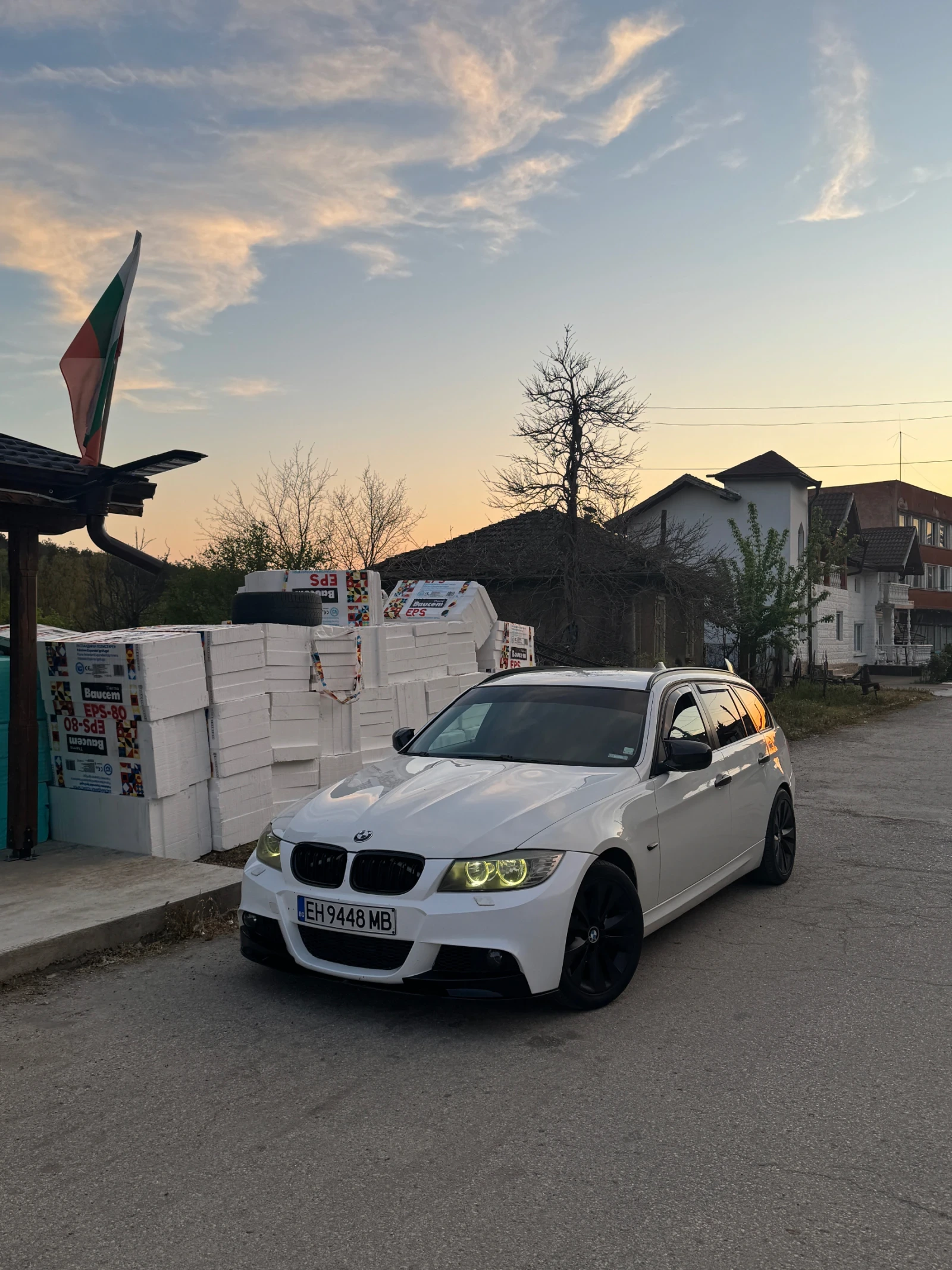 BMW 318, снимка 3 - Автомобили и джипове - 55589921