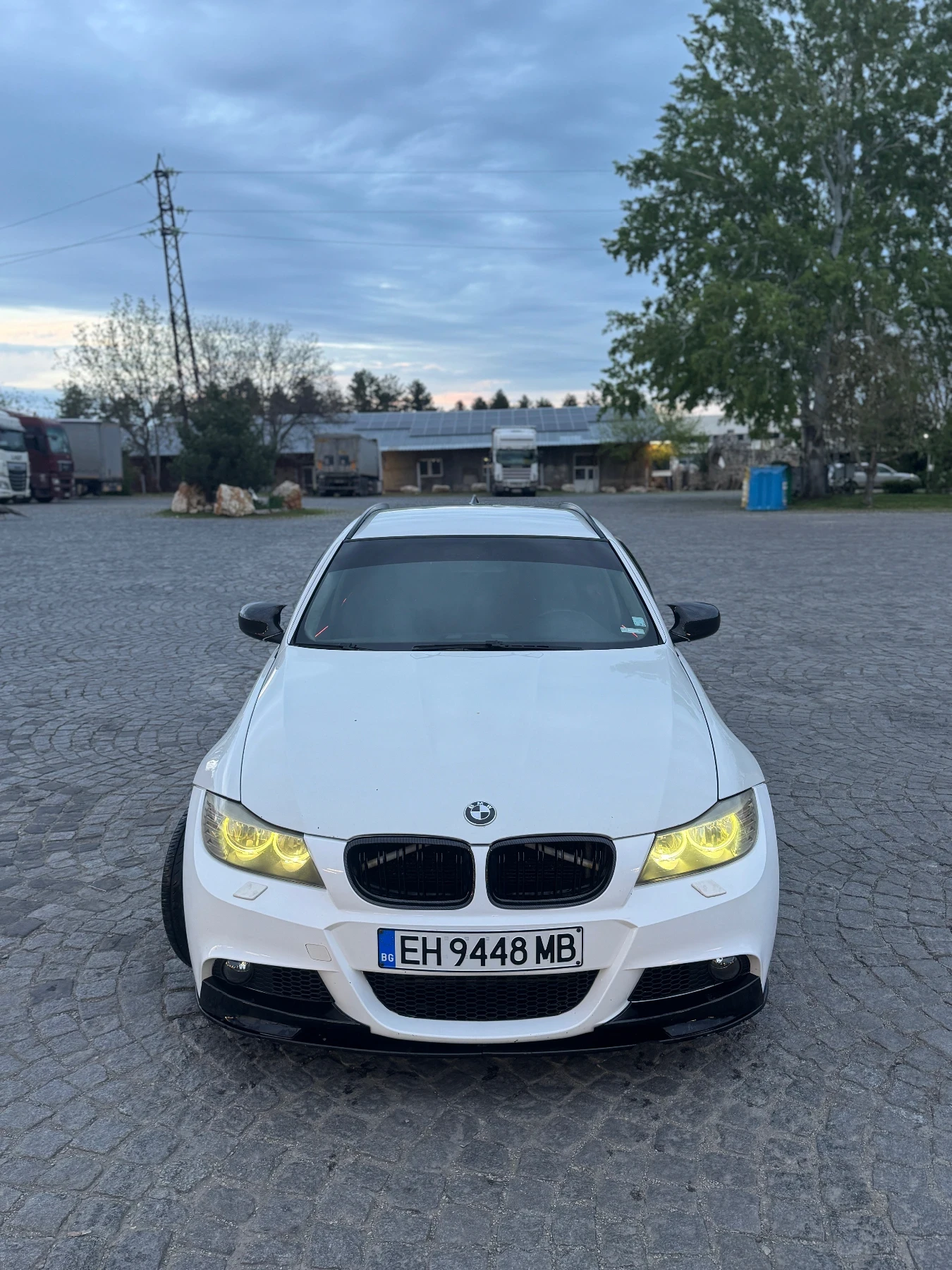 BMW 318, снимка 2 - Автомобили и джипове - 55589921