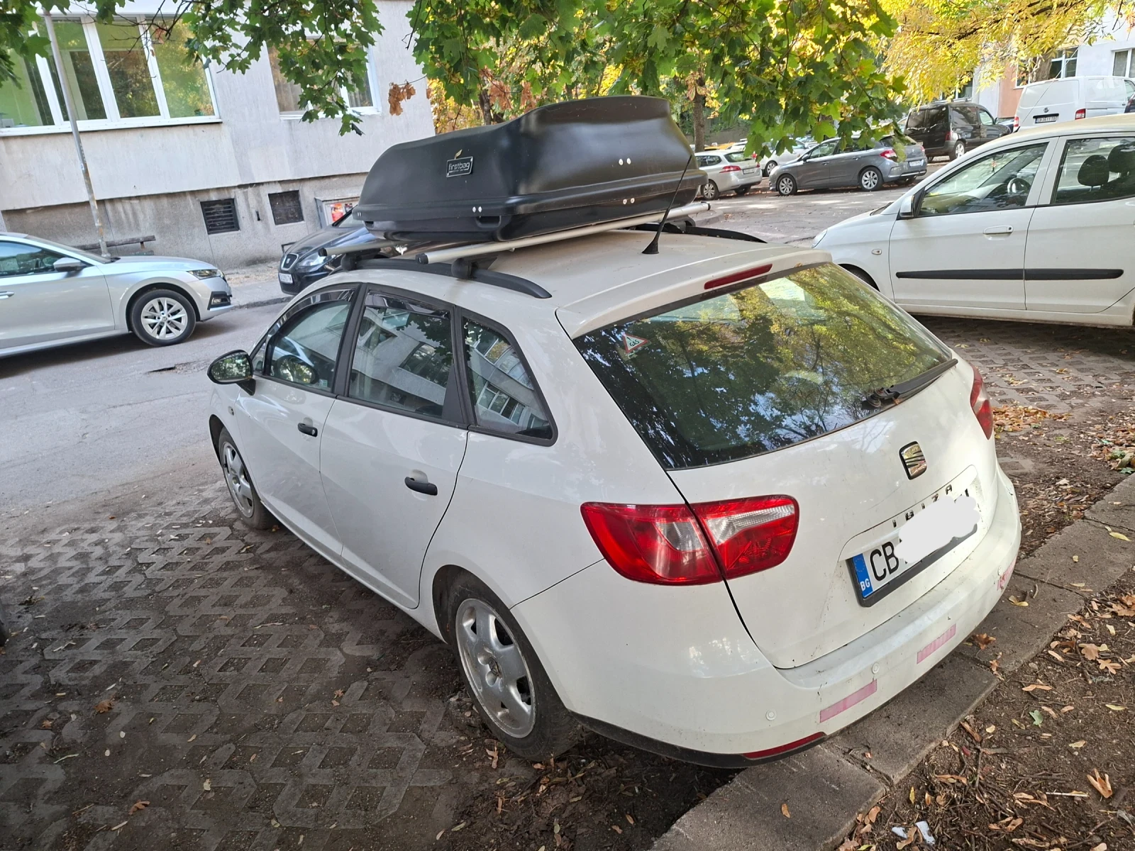 Seat Ibiza Комби, снимка 4 - Автомобили и джипове - 56169291