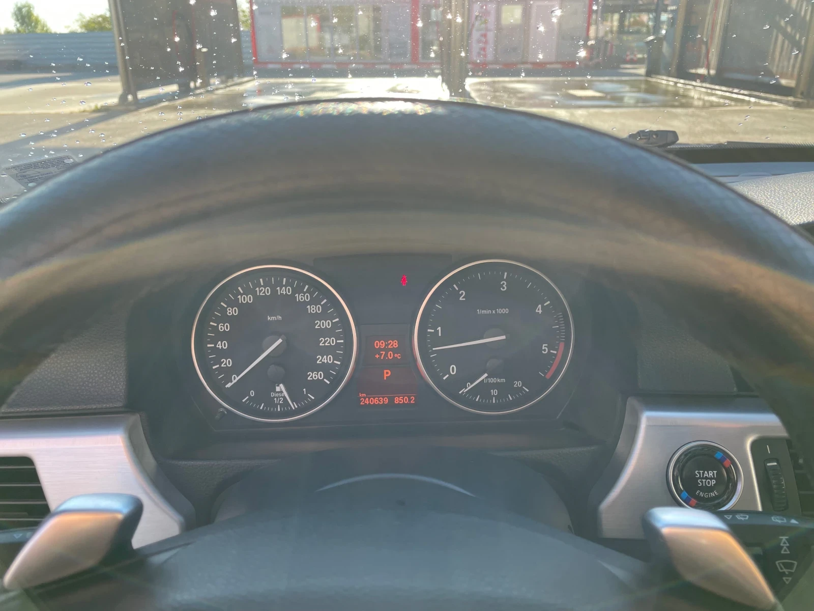 BMW 330 Xdrive, снимка 7 - Автомобили и джипове - 56334215