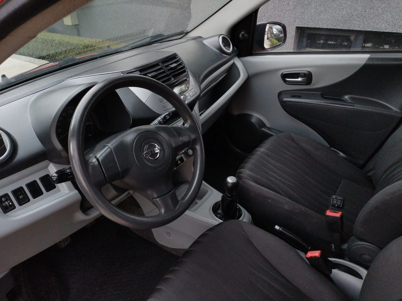Nissan Pixo 1.0, снимка 10 - Автомобили и джипове - 56342988