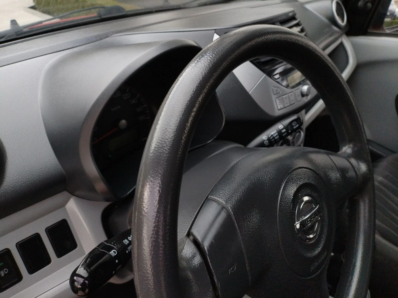 Nissan Pixo 1.0, снимка 9 - Автомобили и джипове - 56342988