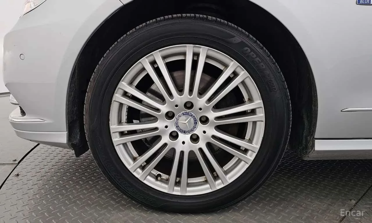 Mercedes-Benz E 300 * Elegance * ���������� ��� ������������ ������*  | Mobile.bg � ����������� 5