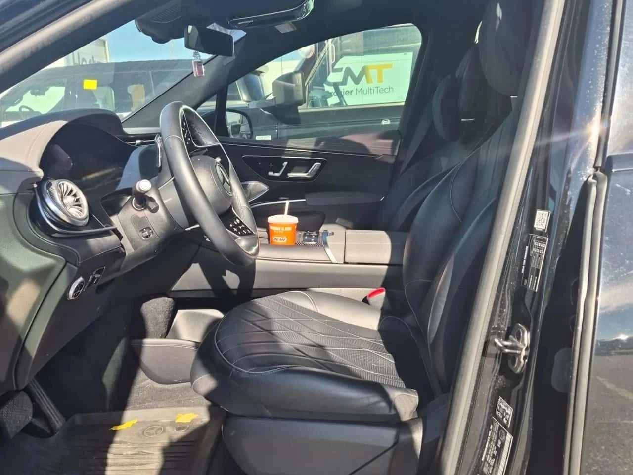 Mercedes-Benz EQS, снимка 3 - Автомобили и джипове - 56697240