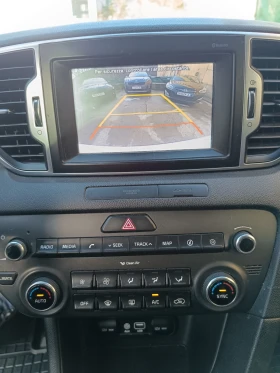 Kia Sportage 1.7 Crdi E6 Automatic  - 11990 € / 23450.40 лв. - 23028795 12