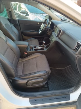 Kia Sportage 1.7 Crdi E6 Automatic  - 11990 € / 23450.40 лв. - 23028795 14