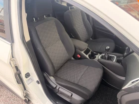 Nissan Qashqai PANORAMA* 6sk* KAMER-A360* KEYLESS* DISTRONIK,  - 10500 € / 20536.22 лв. - 37268722 9