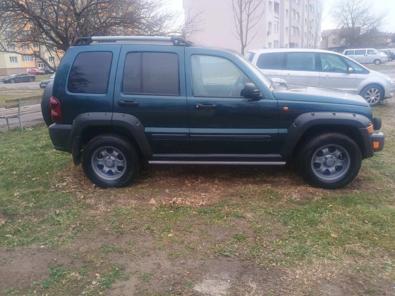 Jeep Cherokee 2.8, снимка 1 - Автомобили и джипове - 48312744