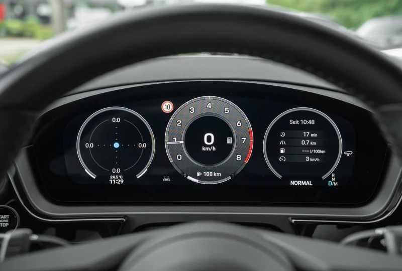 Porsche Cayenne * PANO* 360CAM* DISTR* MATRIX* BOSE* , снимка 8 - Автомобили и джипове - 50970154