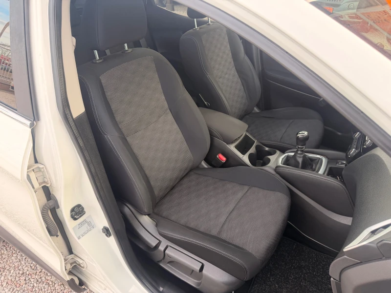 Nissan Qashqai PANORAMA* 6sk* KAMER-A360* KEYLESS* DISTRONIK, , снимка 9 - Автомобили и джипове - 53260769